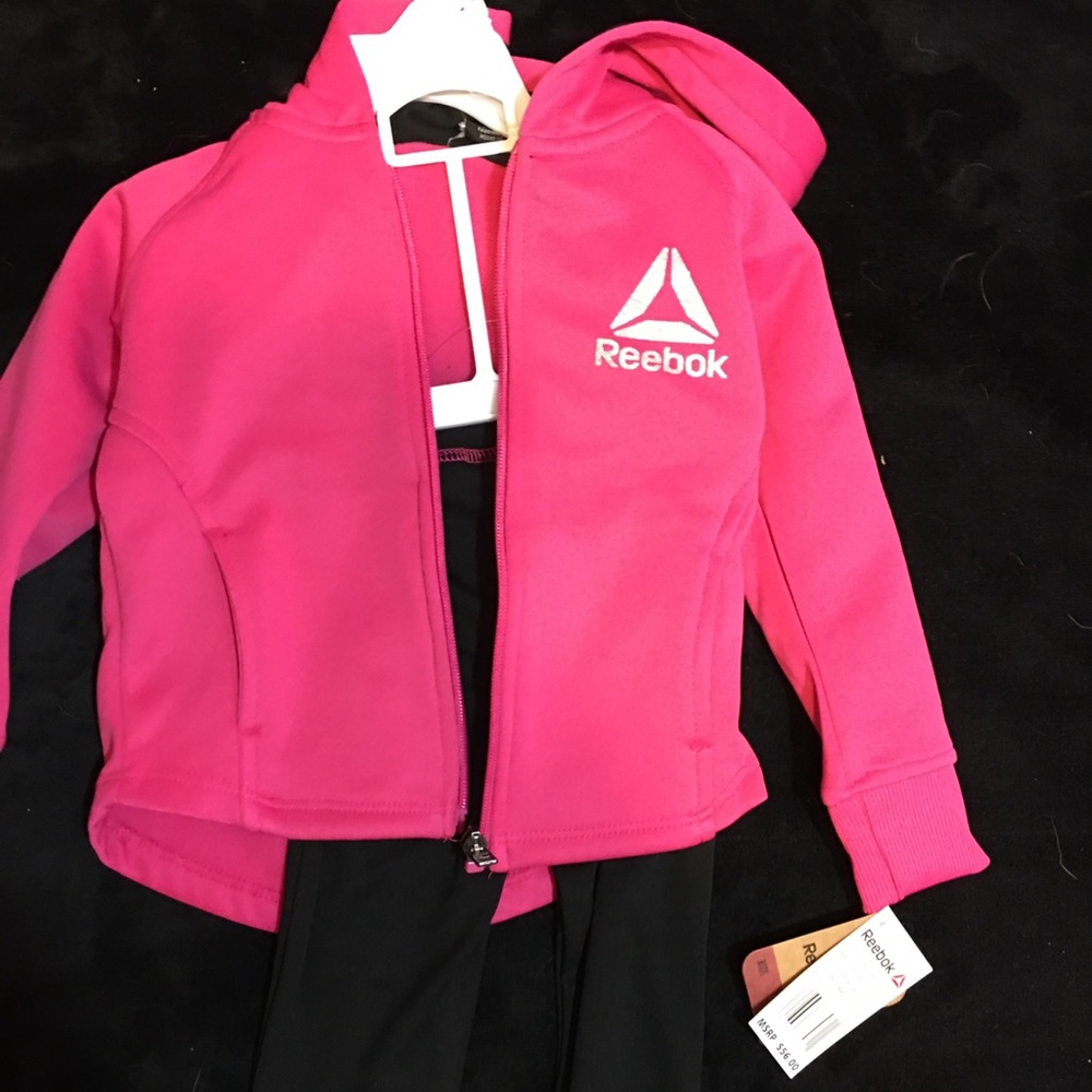 2t Reebok set - Picture 2 of 2